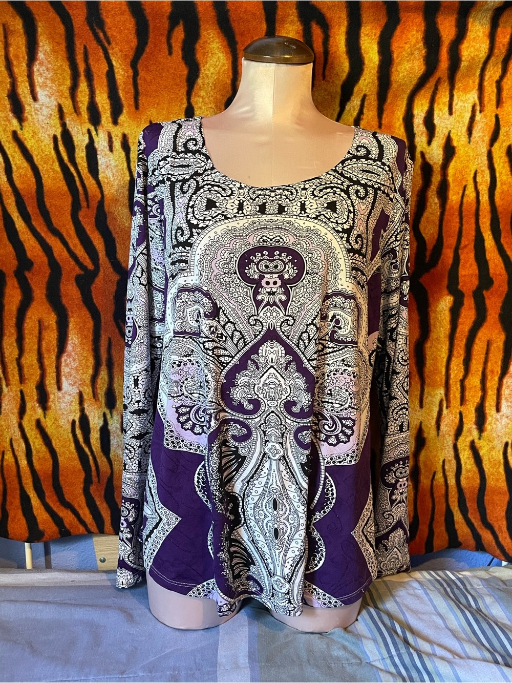 FYLO Purple, Lavender & Black Paisley V-Neck Top